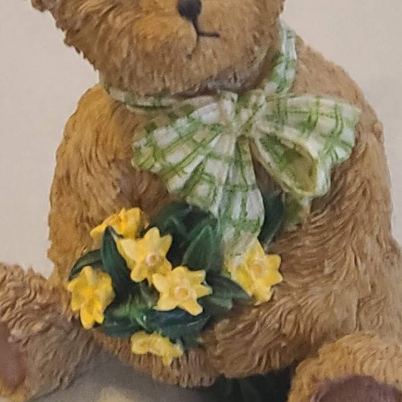 Boyd's Bears Daffodil Bear "Friendship Blossom" - Picture 5 of 8